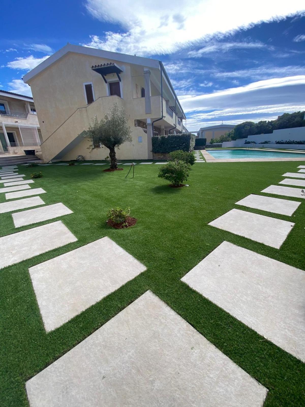 Le Perle Villa Palau Eksteriør bilde
