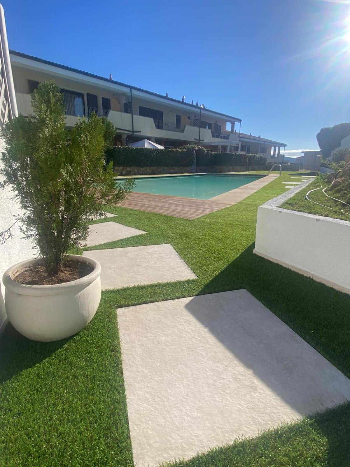 Le Perle Villa Palau Eksteriør bilde